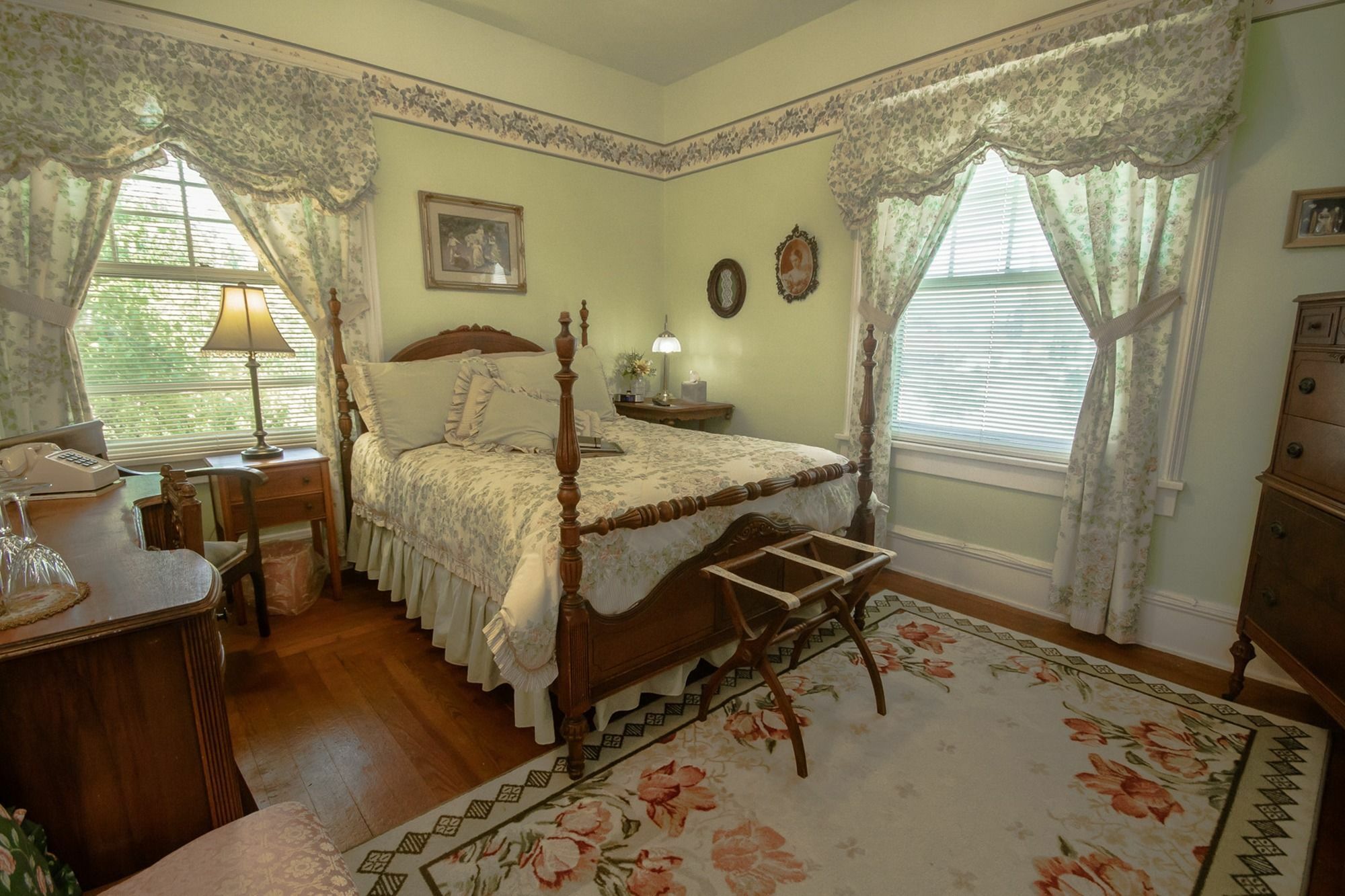 Dickey House Bed And Breakfast Marshfield Exterior photo